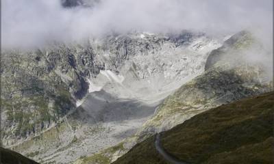 Le versant opposé du Val Ferret depuis le sentier du Grand Col